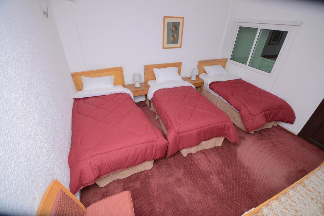 Petra Lion Hotel ワディ・ムーサ エクステリア 写真